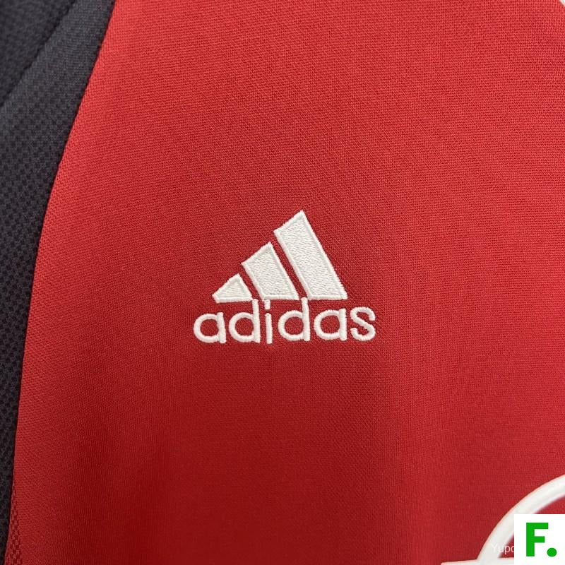 01/02 Bayern Munich Home Retro Jersey - Authentic Vintage Football Shirt