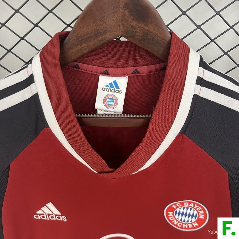 01/02 Bayern Munich Home Retro Jersey - Authentic Vintage Football Shirt