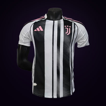 Juventus 2025/26 Home football jersey - front view
