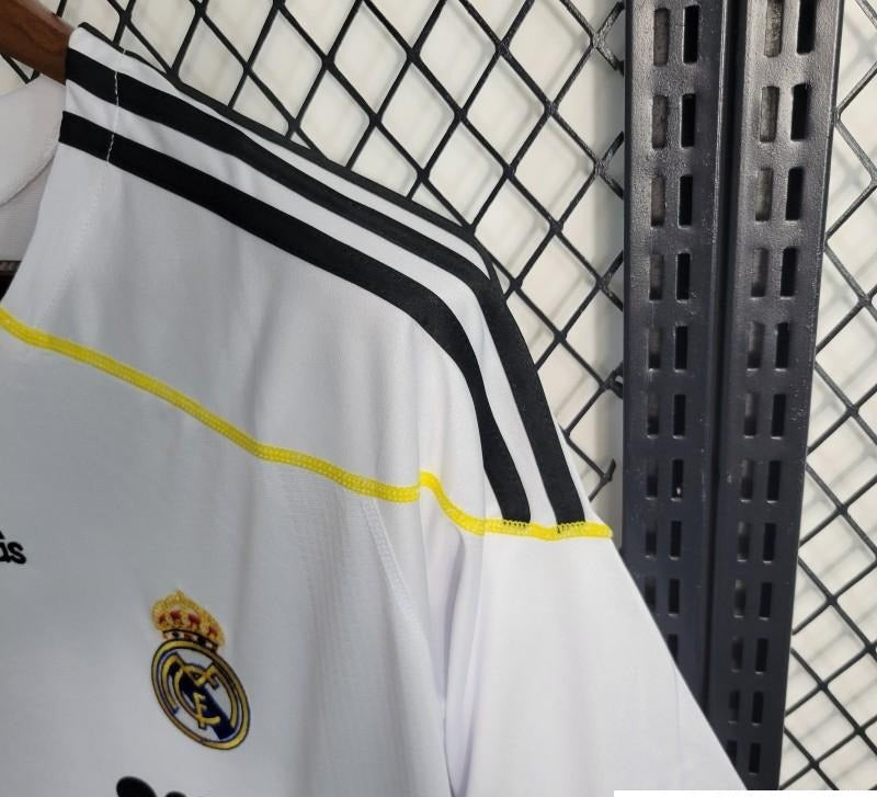 Retro 09/10 Real Madrid Home Jersey