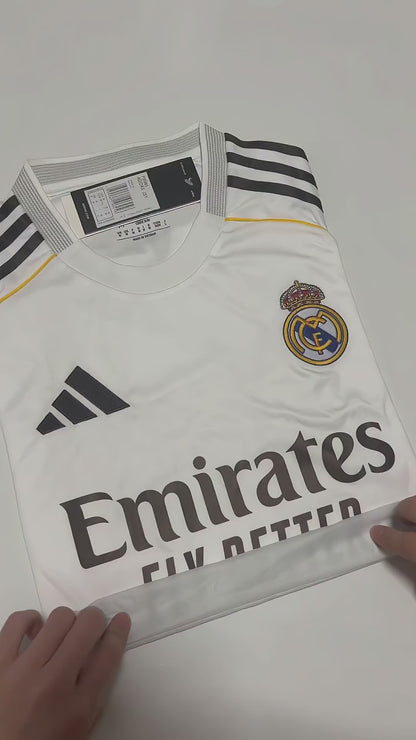Player Version 25/26 Real Madrid Home Jersey